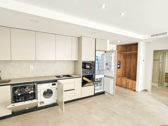 1-bedroom Apartment In Torrevieja, Spain (63 M²)