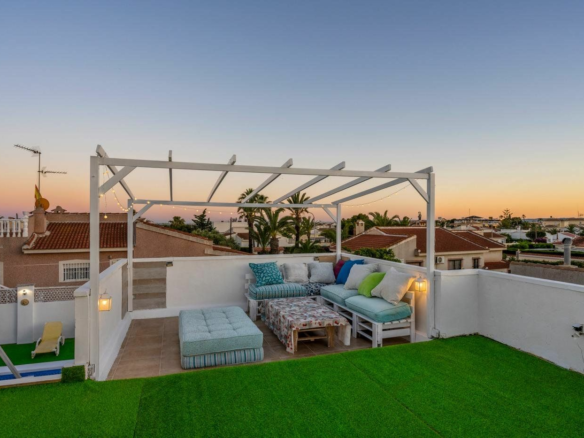 6-bedroom Villa In Rojales, Spain (285 M²)