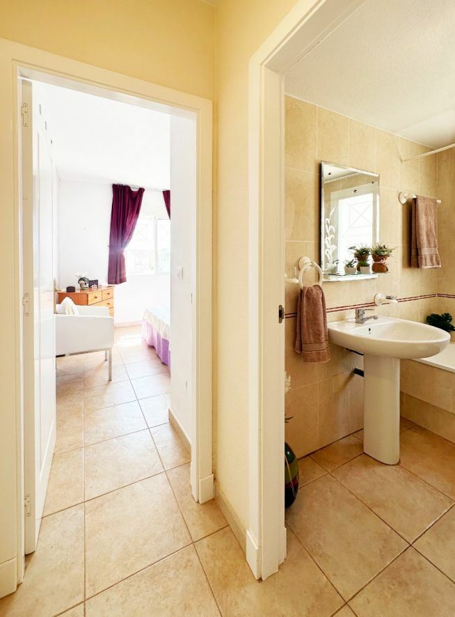 2-bedroom Bungalow In Albacete, Spain (59 M²)