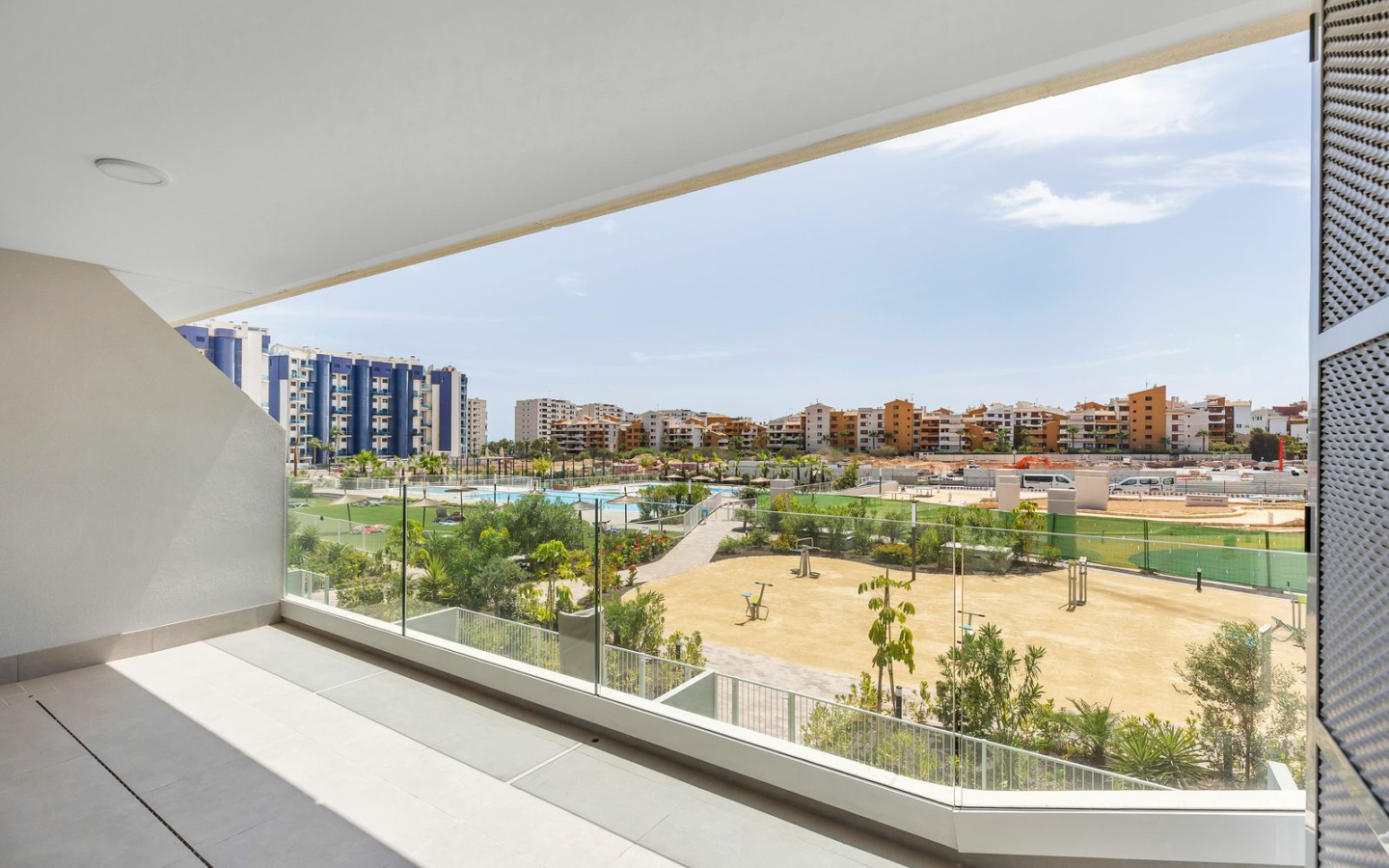 2-bedroom Apartment In Torrevieja, Spain (61 M²)