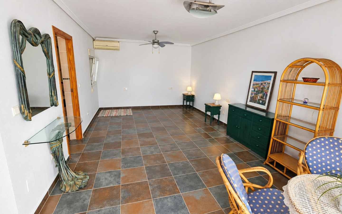 3-bedroom House In Almoradi, Spain (188 M²)