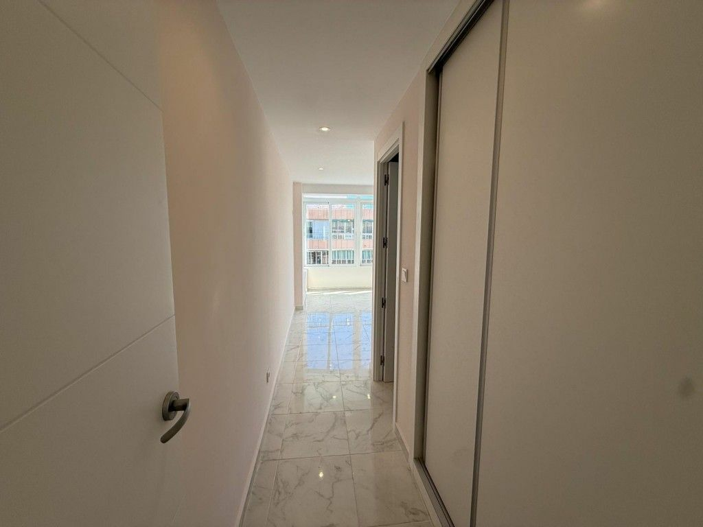 3-bedroom Apartment In Torrevieja, Spain (110 M²)