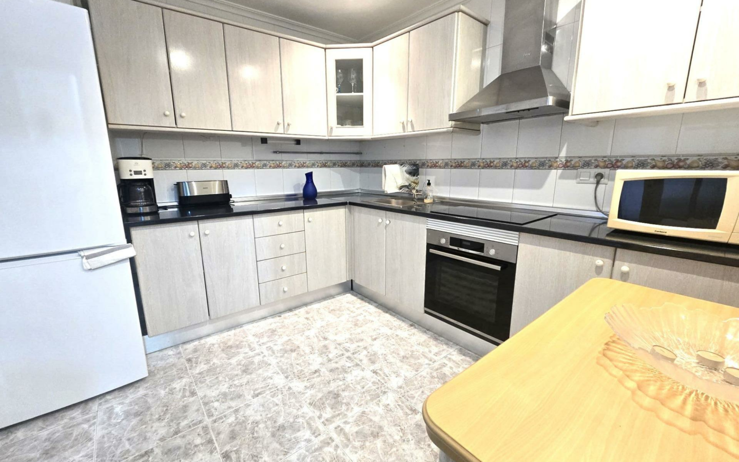 3-bedroom Apartment In Torrevieja, Spain (125 M²)