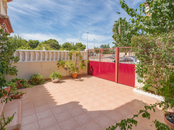 2-bedroom Bungalow In San Pedro Del Pinatar, Spain (63 M²)