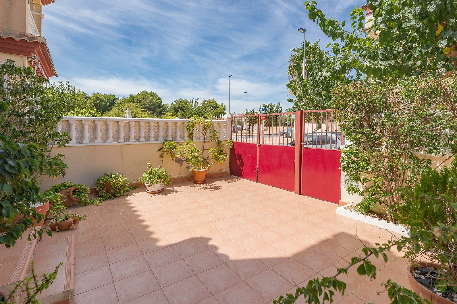 2-bedroom Bungalow In San Pedro Del Pinatar, Spain (63 M²)