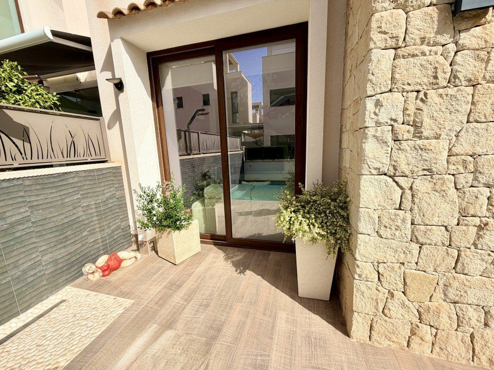 3-bedroom House In Rojales, Spain (156 M²)