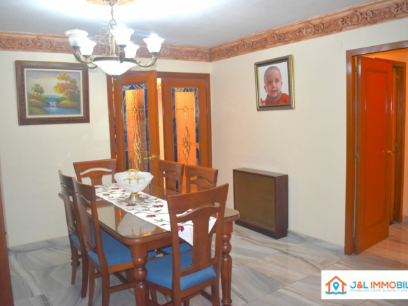 3-bedroom Apartment In Alicante, Spain (167 M²)