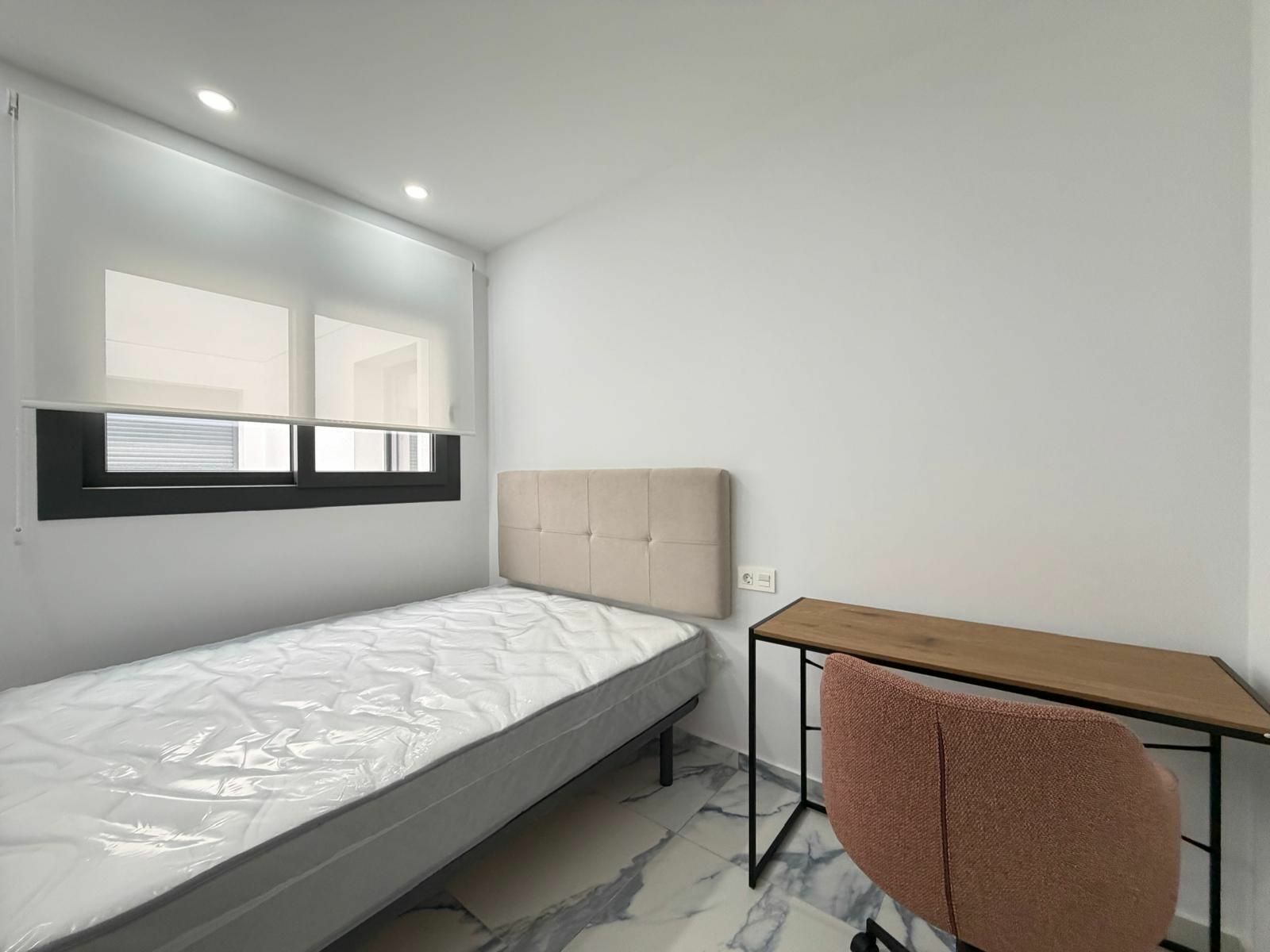 2-9-e4c486 3-bedroom Apartment In Torrevieja, Spain (113 M²)