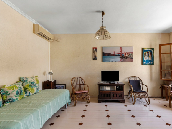 3-bedroom House In Torrevieja, Spain (99 M²)