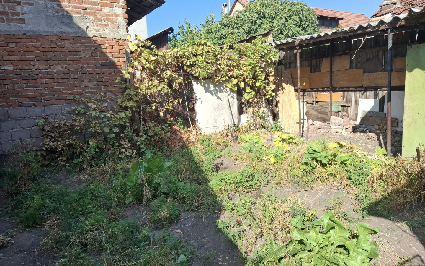 Teren și Casă 430mp Ultracentral – Zona 1 Mai
