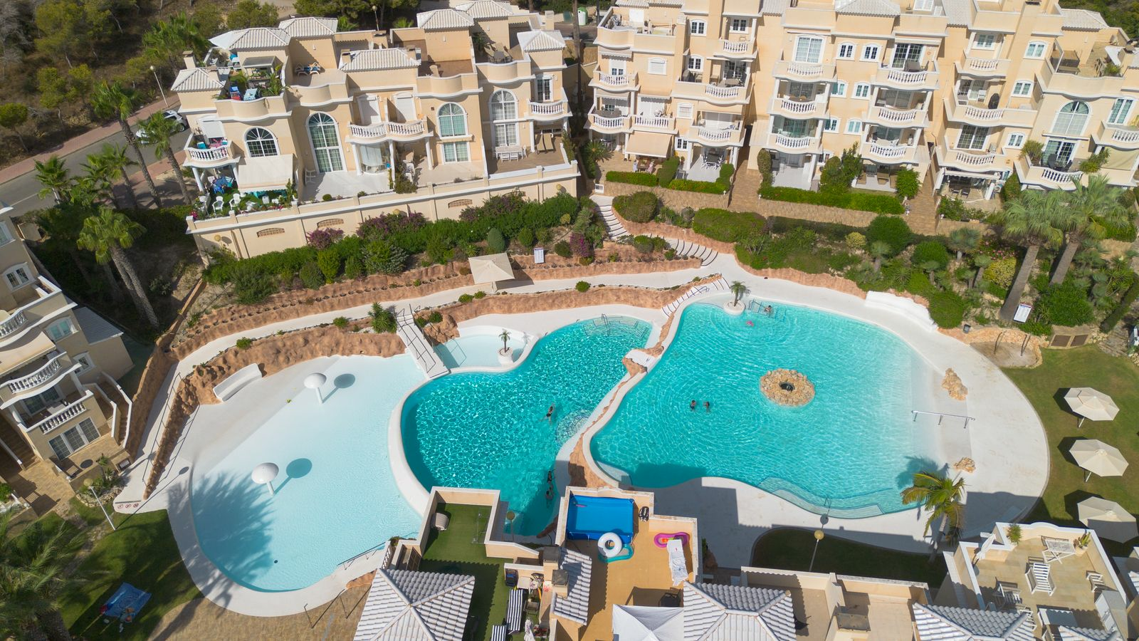 2-bedroom Apartment In Guardamar Del Segura, Spain (112 M²)