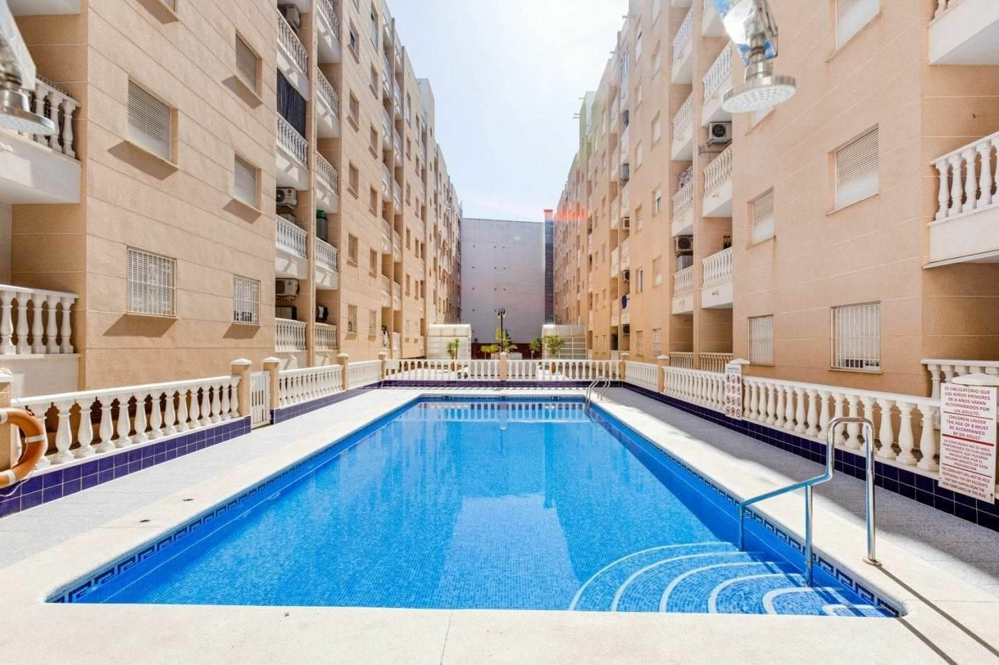 3-bedroom Apartment In Torrevieja, Spain (63 M²)