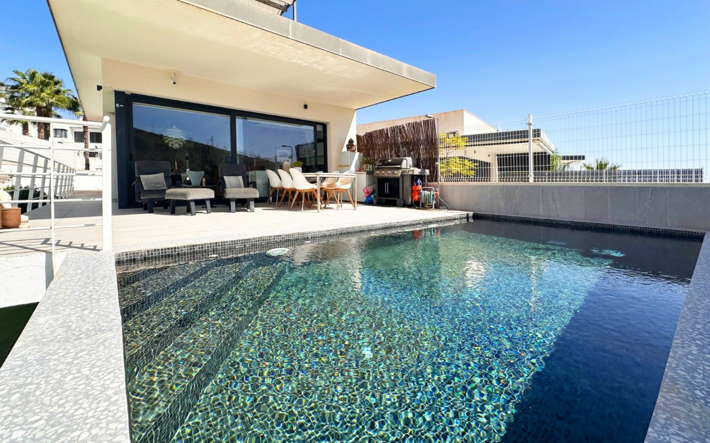 5-bedroom Villa In Daya Nueva, Spain (200 M²)