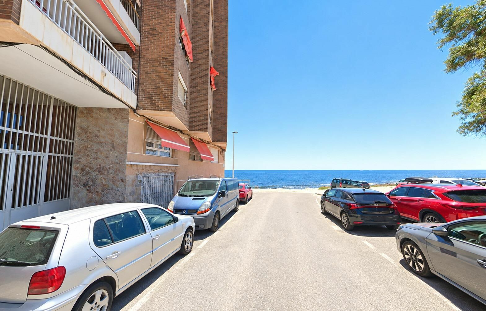 3-bedroom Apartment In Torrevieja, Spain (86 M²)