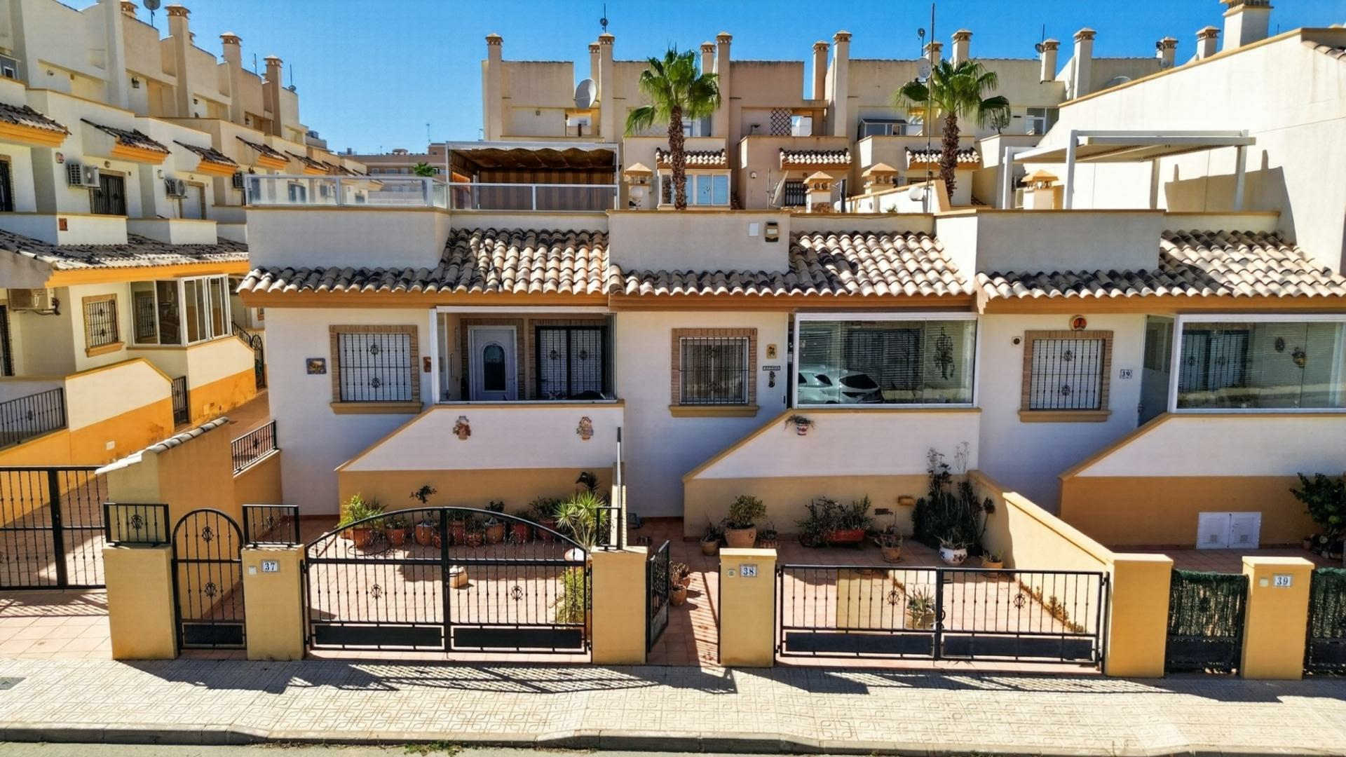 2-bedroom Villa In Orihuela Costa, Spain (70 M²)
