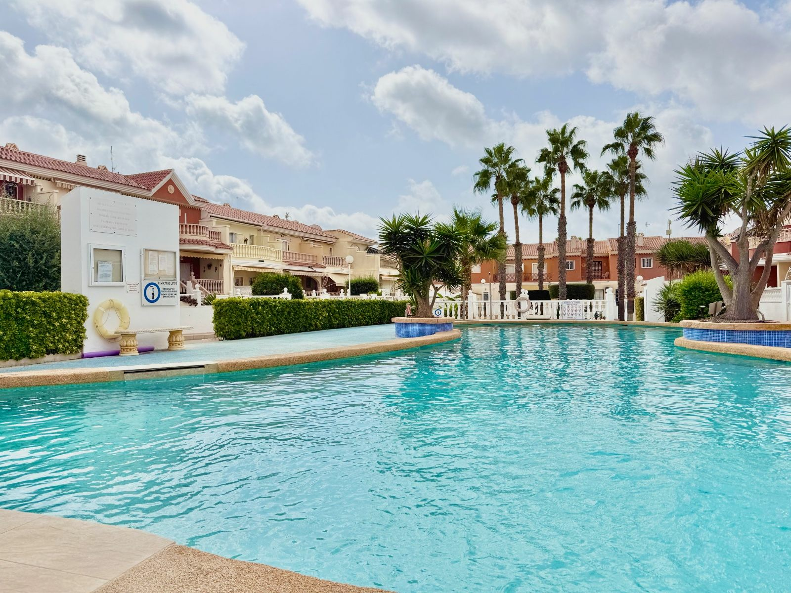 3-bedroom Terraced House In Rojales, Spain (101 M²)
