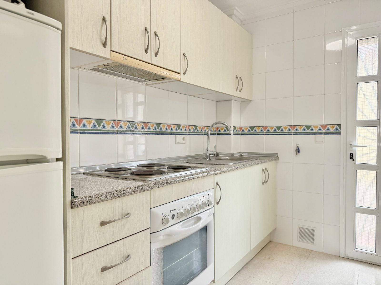 3-bedroom Terraced House In Rojales, Spain (101 M²)