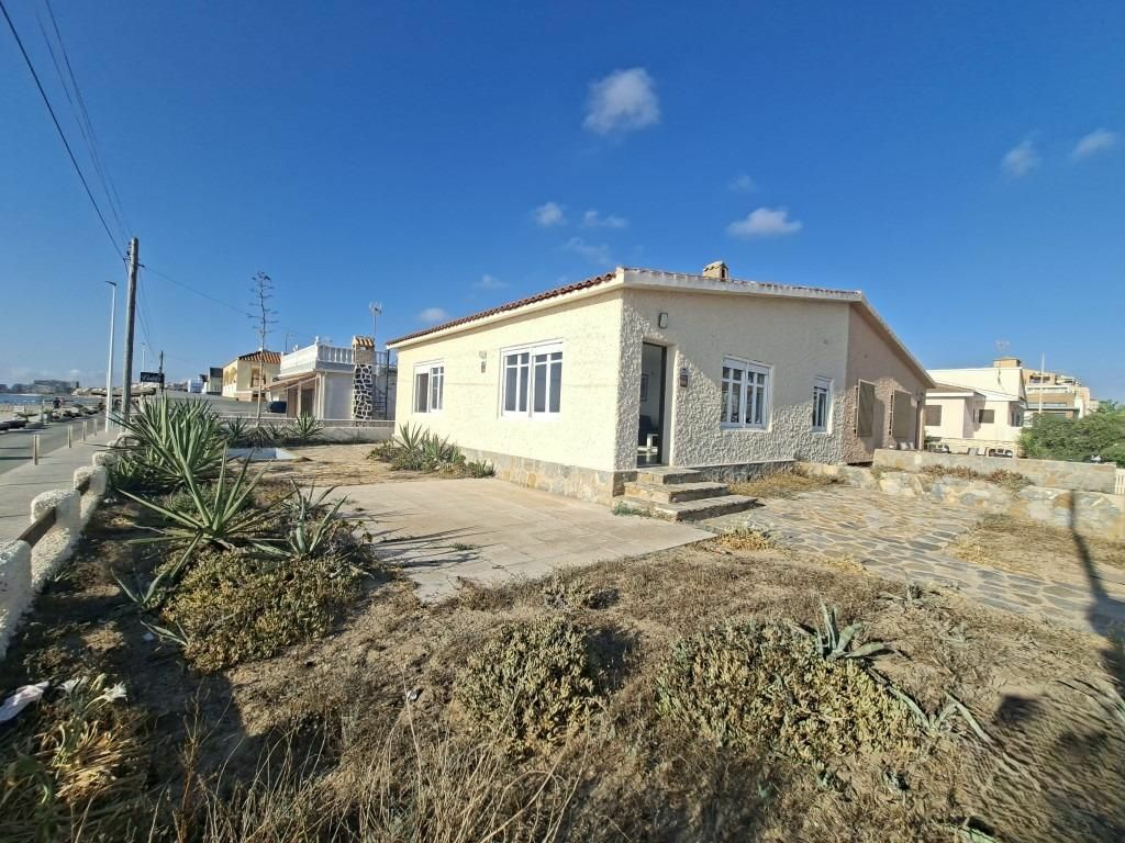 3-bedroom Terraced House In Torrevieja, Spain (113 M²)