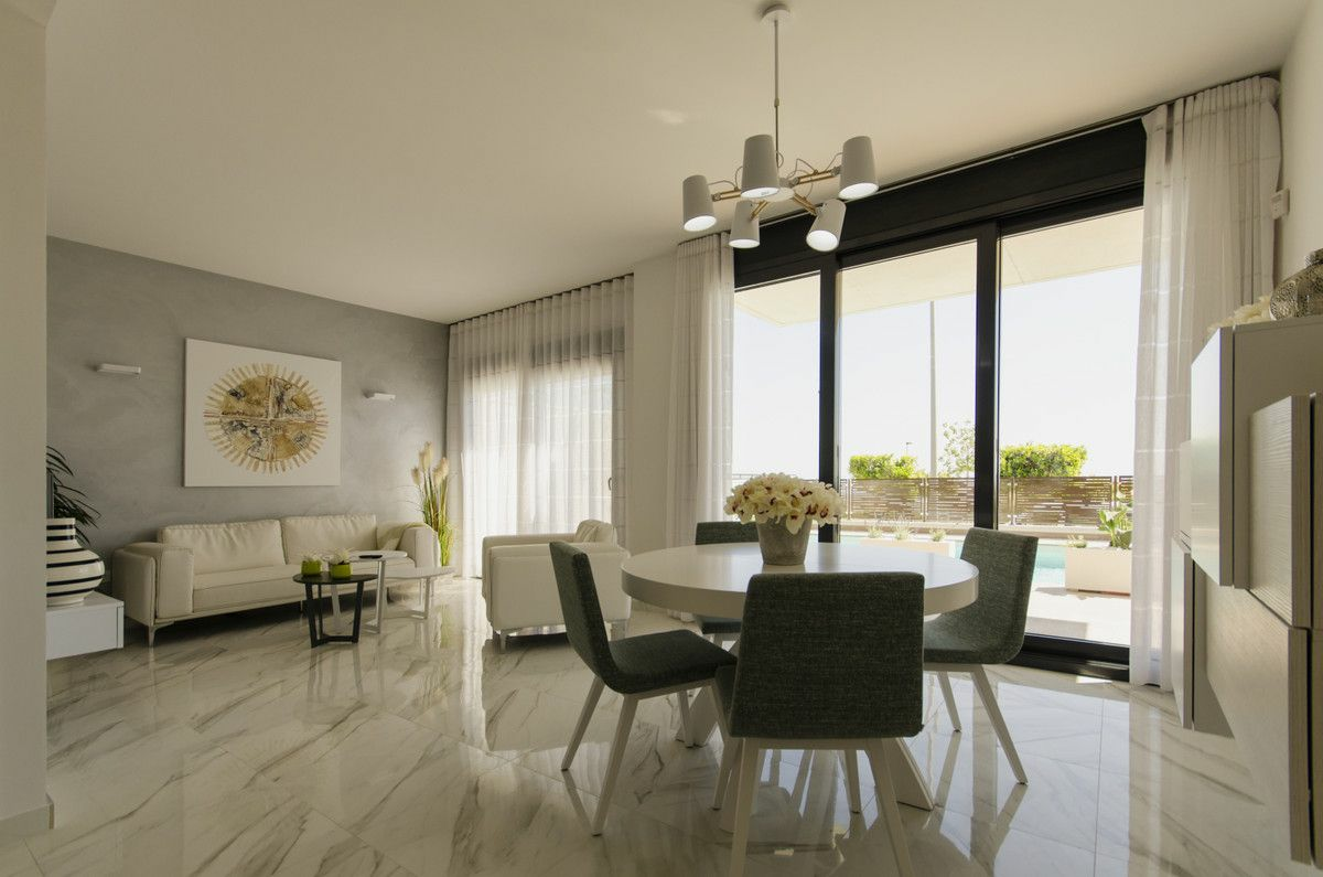 3-bedroom Villa In San Miguel De Salinas, Spain (144 M²)