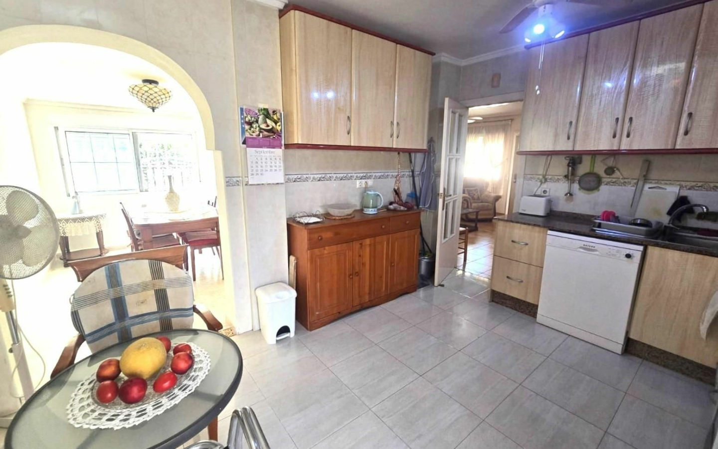 3-bedroom Villa In Torrevieja, Spain (98 M²)