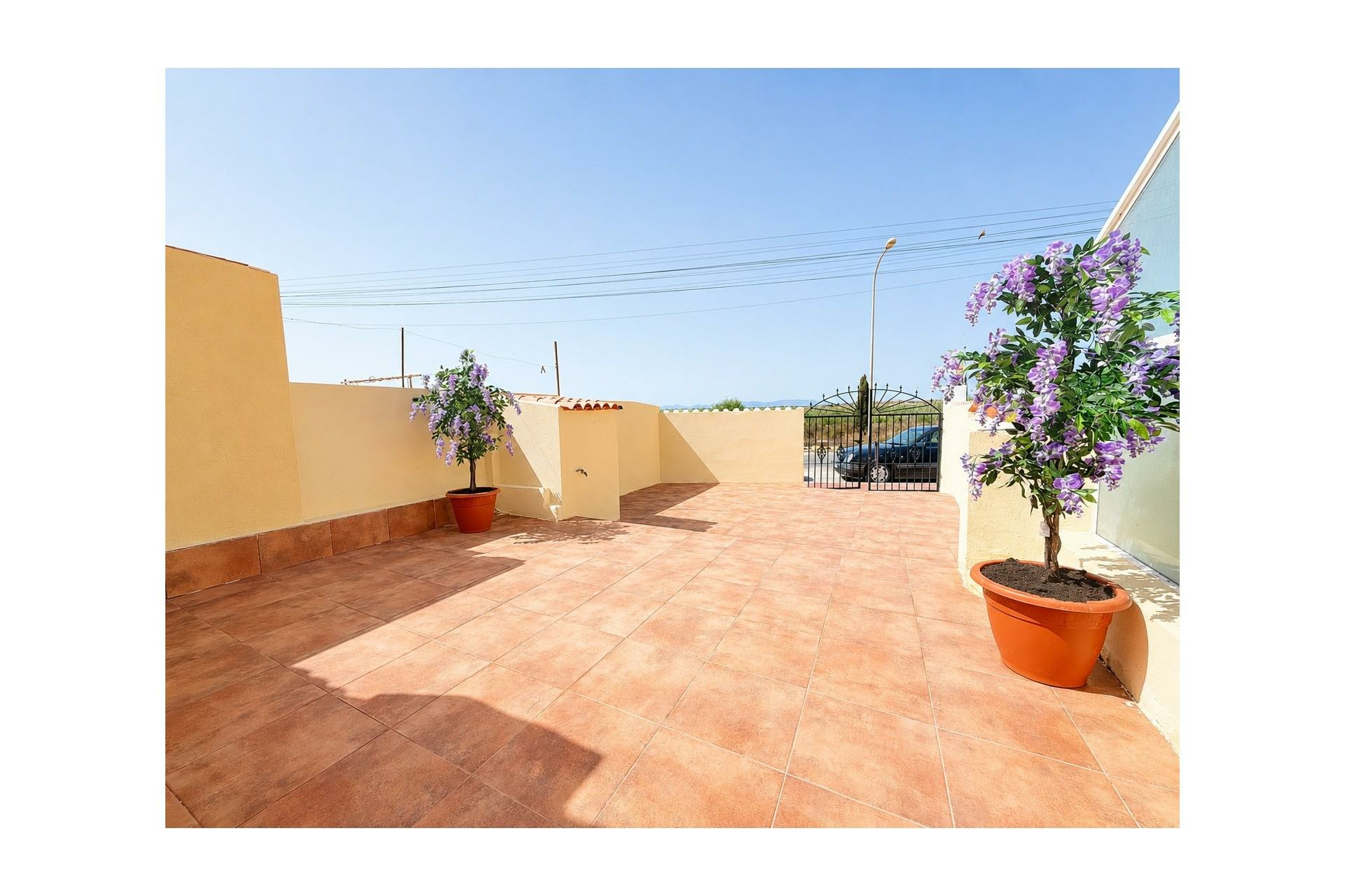 3-2-4e3a05 2-bedroom Bungalow In Torrevieja, Spain (70 M²)