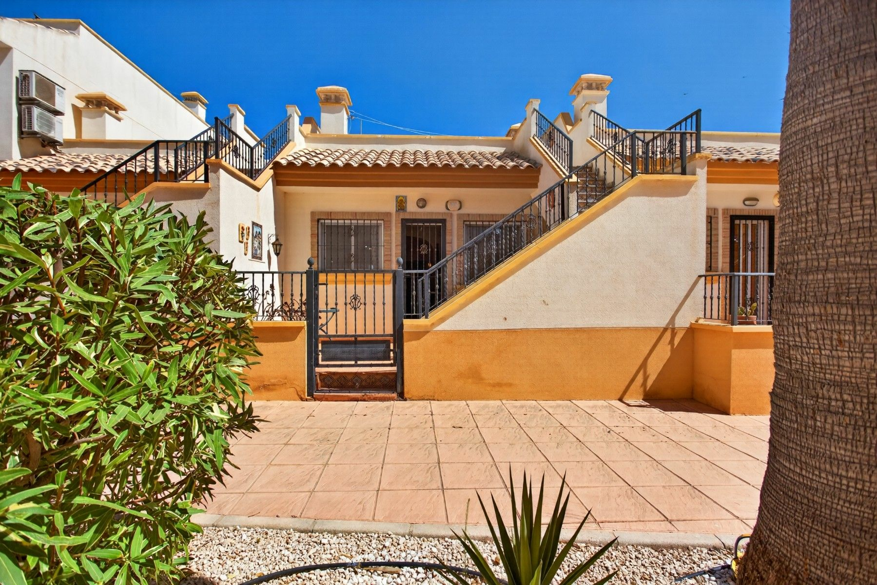 2-bedroom Villa In Orihuela Costa, Spain (70 M²)