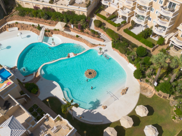 2-bedroom Apartment In Guardamar Del Segura, Spain (112 M²)