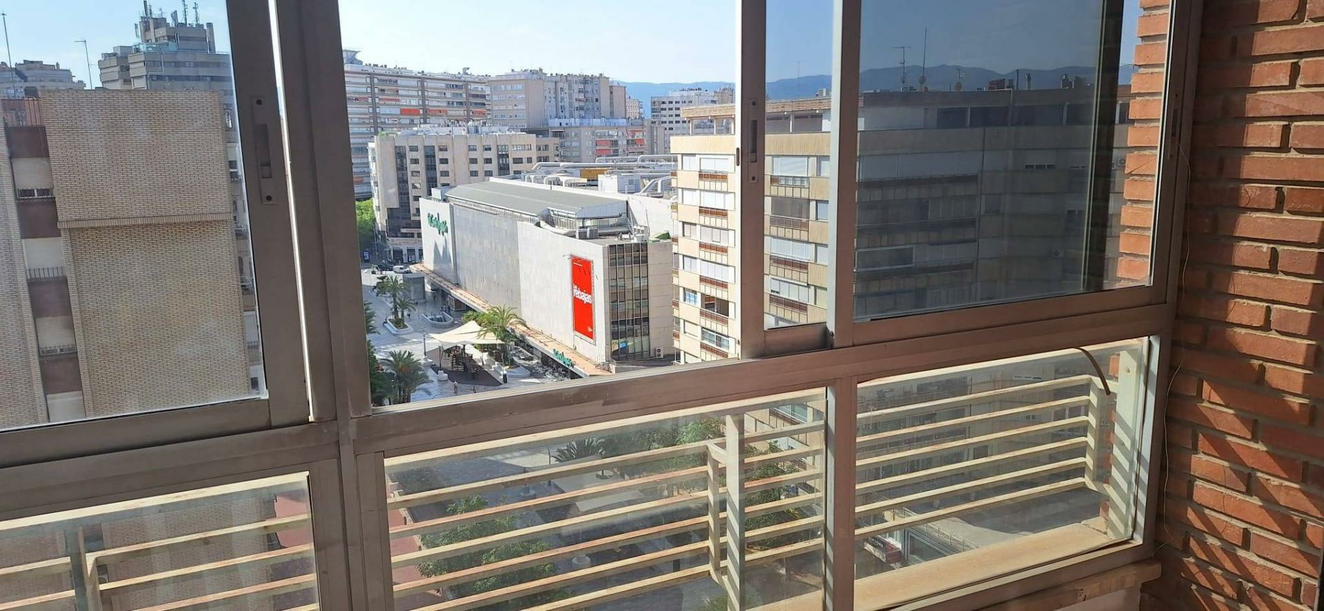 3-2-c6d4a0 4-bedroom Apartment In Murcia, Spain (159 M²)