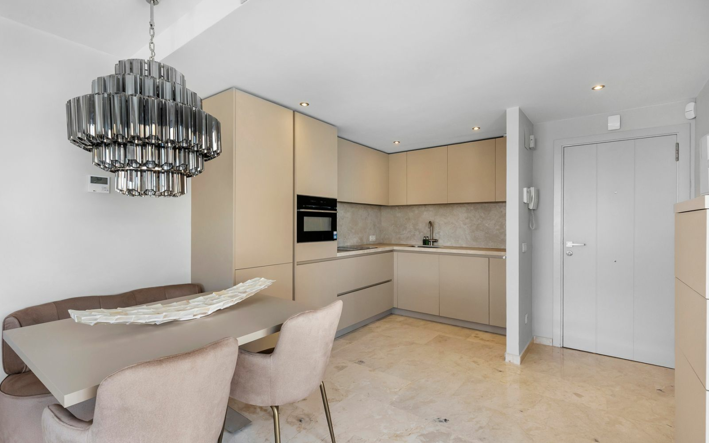 3-bedroom Apartment In Torrevieja, Spain (73 M²)