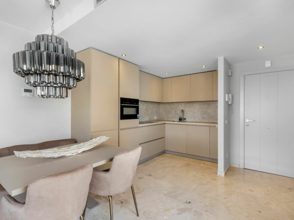 3-bedroom Apartment In Torrevieja, Spain (73 M²)