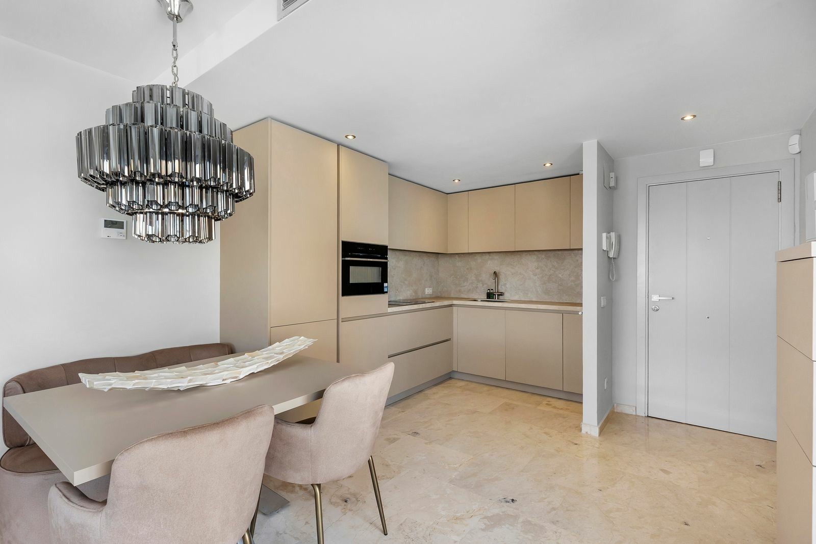 3-bedroom Apartment In Torrevieja, Spain (73 M²)