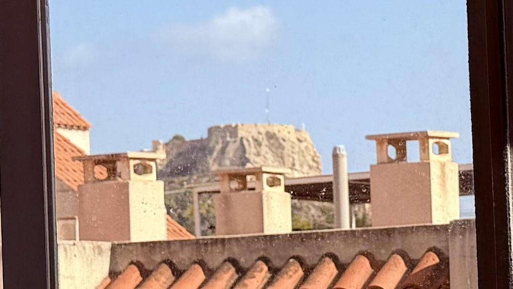 3-bedroom Apartment In Alicante, Spain