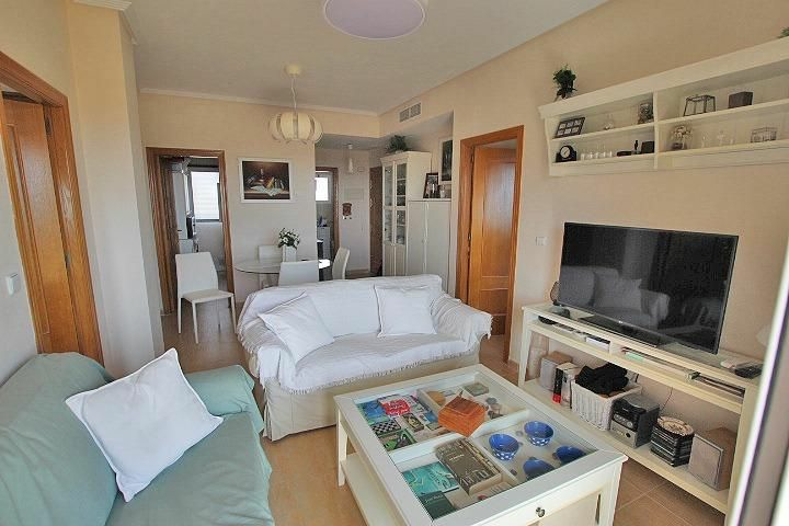 3-bedroom Apartment In Guardamar Del Segura, Spain (72 M²)