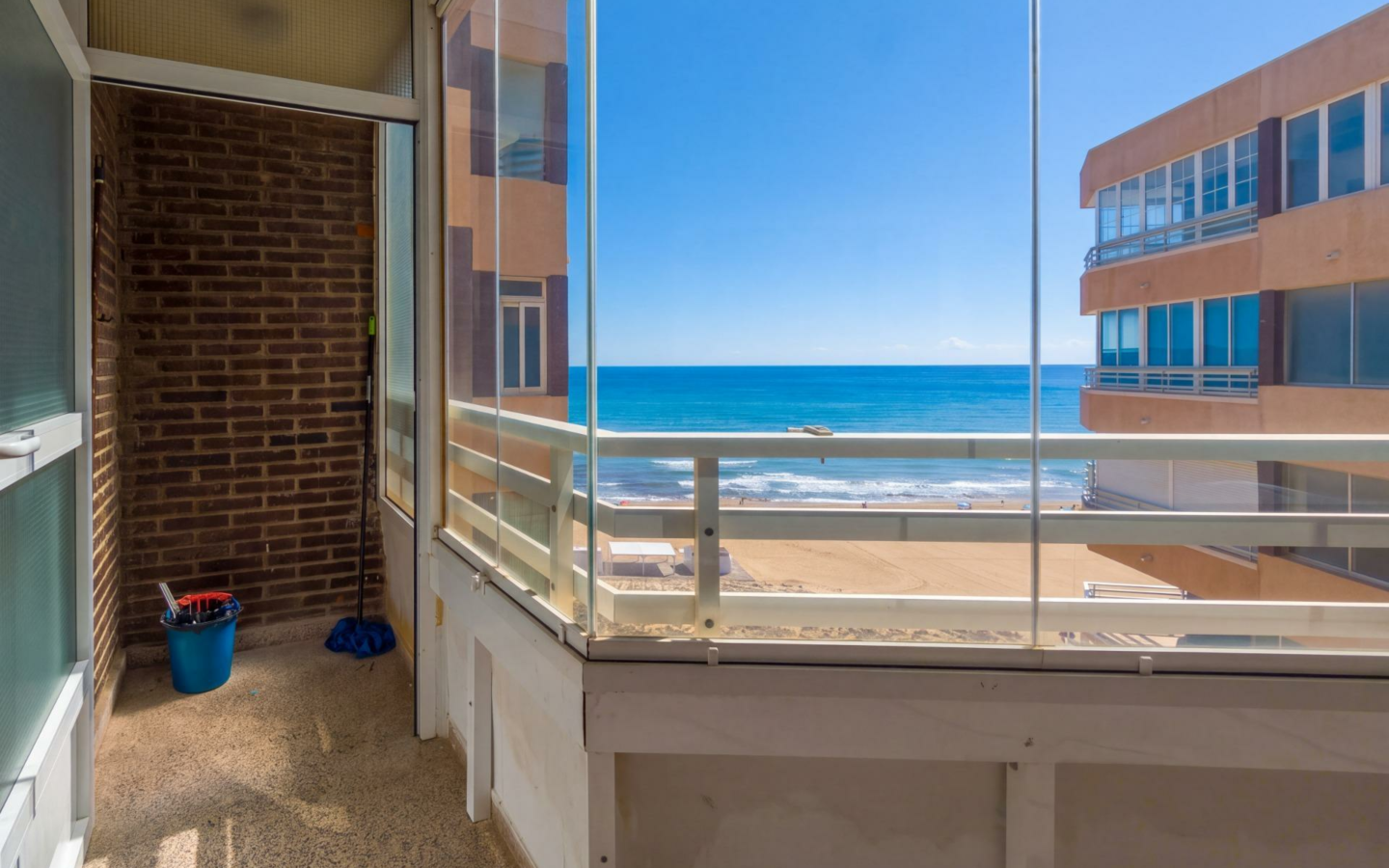 3-bedroom Apartment In Torrevieja, Spain (97 M²)