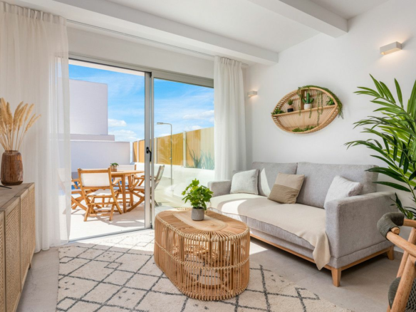 3-bedroom Apartment In Dolores, Spain (91 M²)
