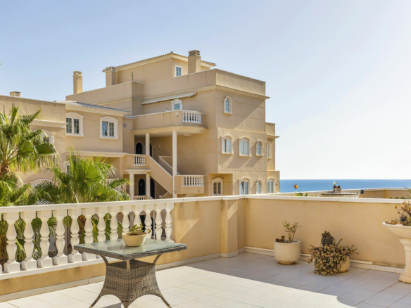 2-bedroom Apartment In Guardamar Del Segura, Spain (112 M²)