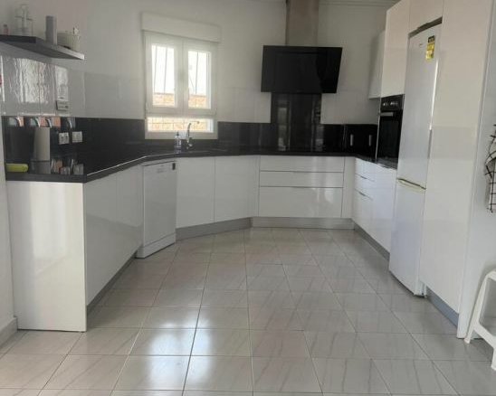 4-bedroom Villa In Almoradi, Spain (266 M²)
