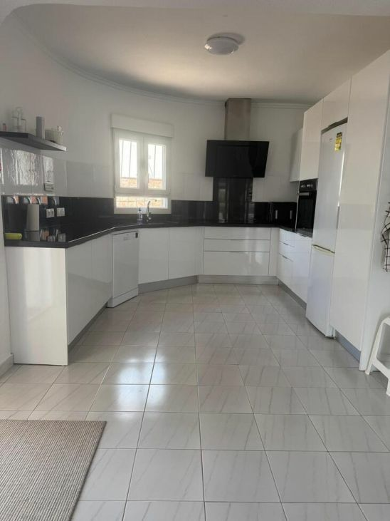 4-bedroom Villa In Almoradi, Spain (266 M²)