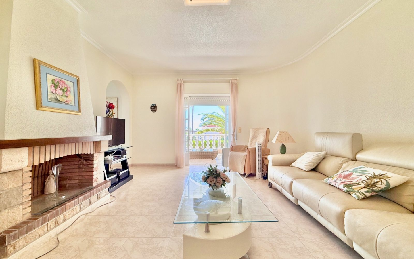 4-bedroom Villa In Rojales, Spain (230 M²)