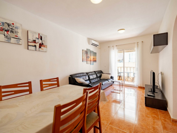 3-bedroom Apartment In Torrevieja, Spain (81 M²)