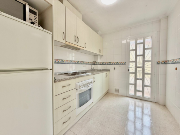 3-bedroom Terraced House In Rojales, Spain (101 M²)