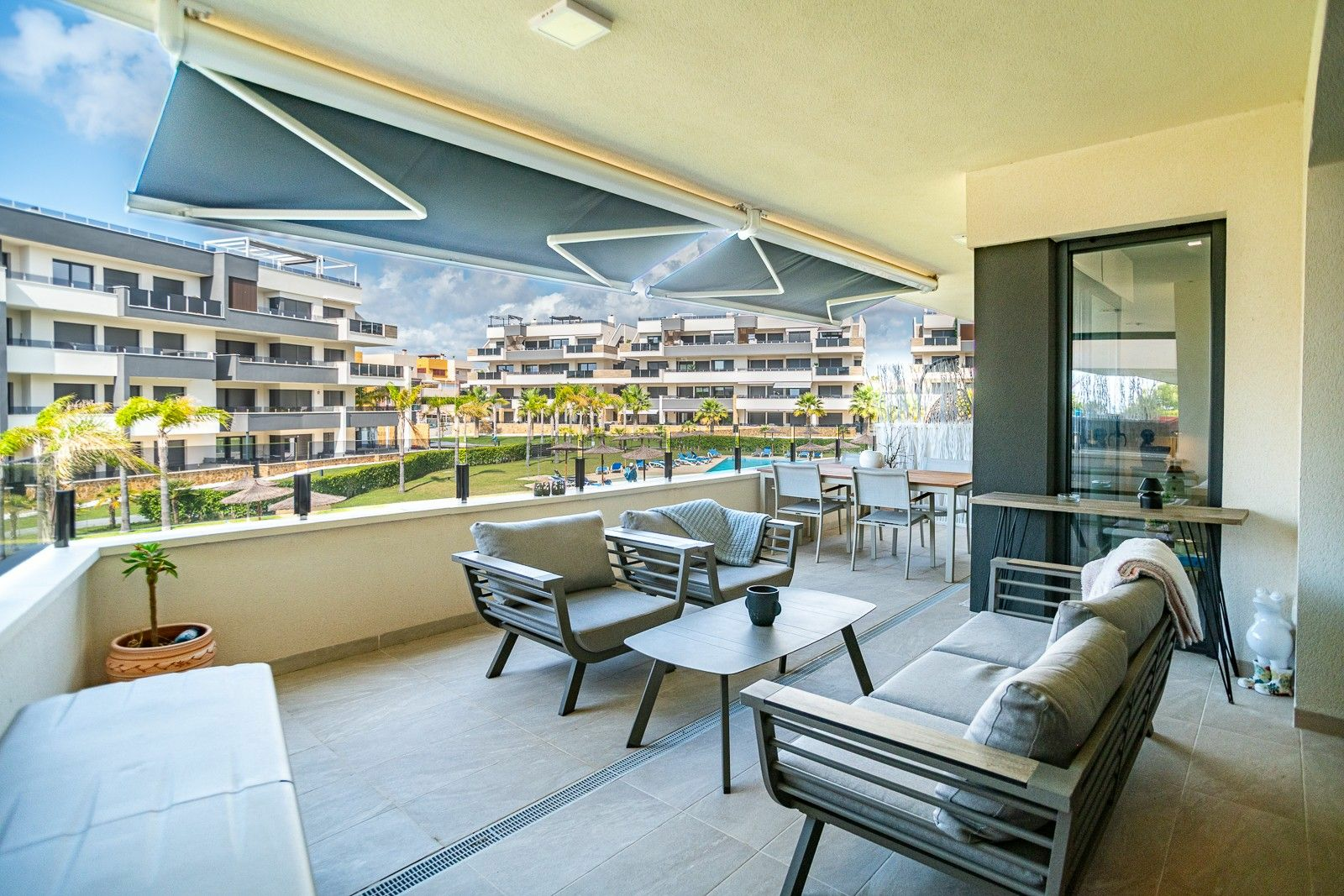 2-bedroom Apartment In Orihuela Costa, Spain (75 M²)