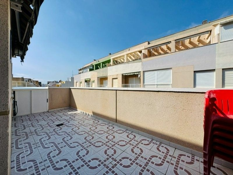 2-bedroom Penthouse In Torrevieja, Spain (56 M²)