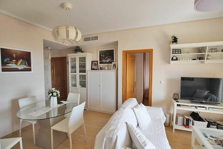 3-bedroom Apartment In Guardamar Del Segura, Spain (72 M²)