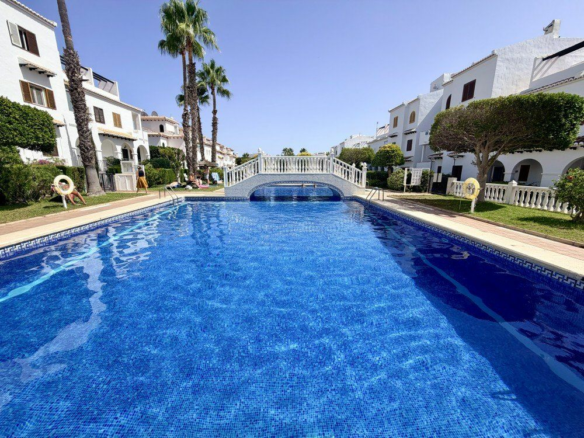 2-bedroom Penthouse In Rojales, Spain (53 M²)