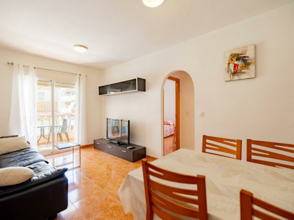 3-bedroom Apartment In Torrevieja, Spain (81 M²)