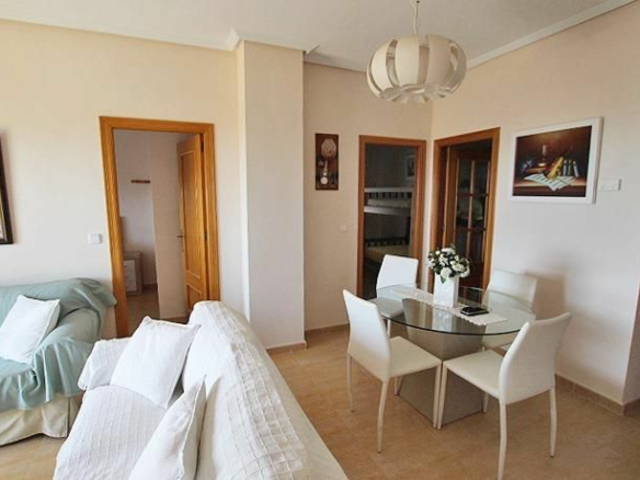 3-bedroom Apartment In Guardamar Del Segura, Spain (72 M²)
