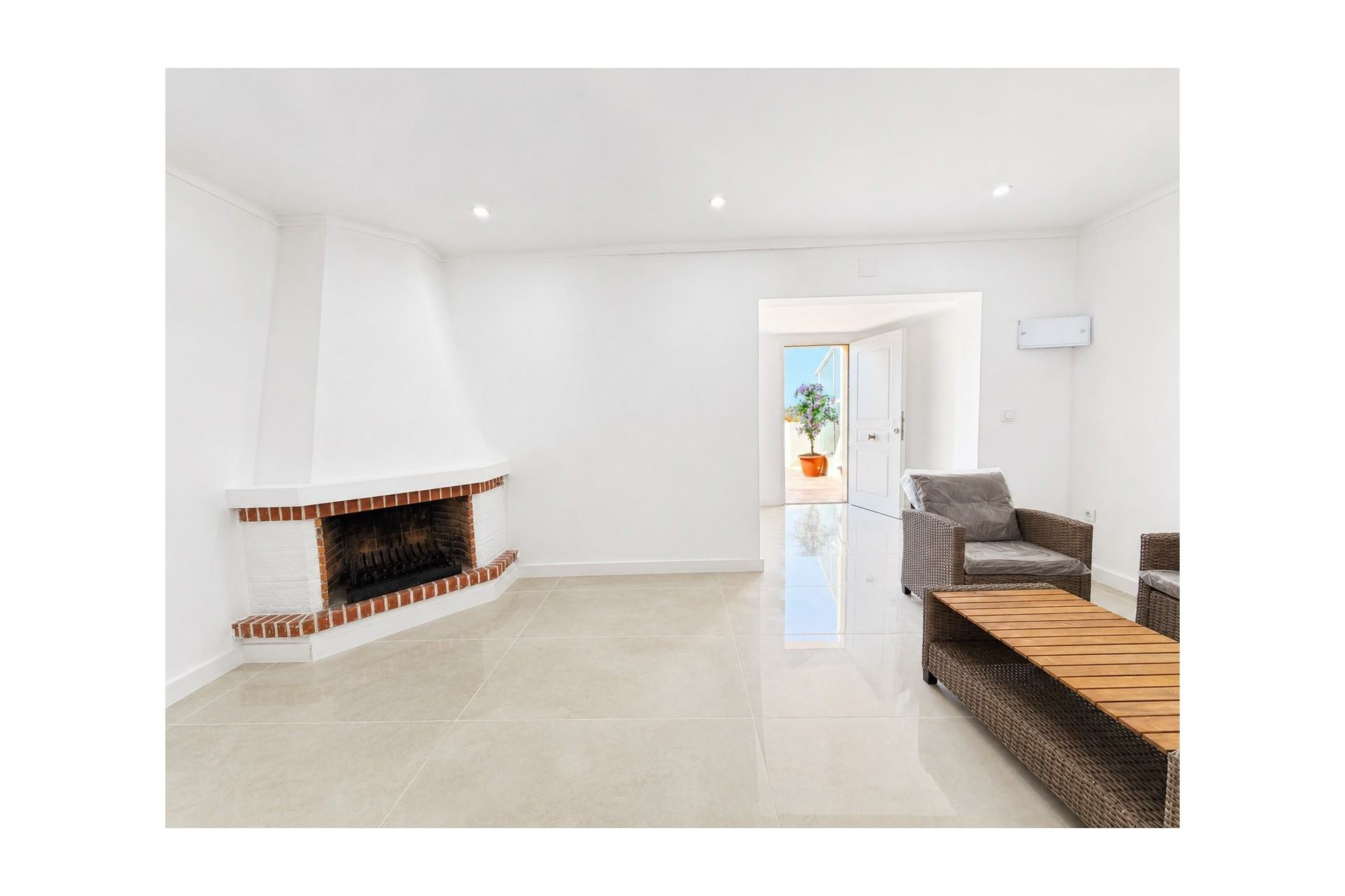 3-5-69fd85 2-bedroom Bungalow In Torrevieja, Spain (70 M²)