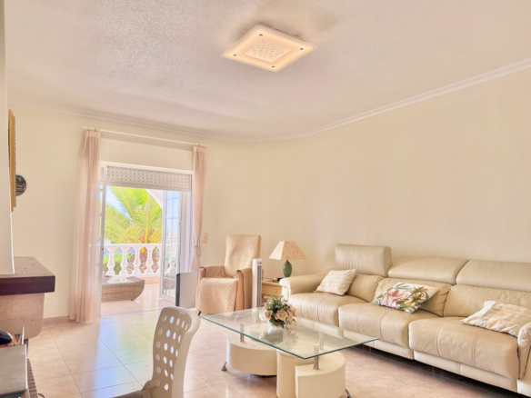 4-bedroom Villa In Rojales, Spain (230 M²)