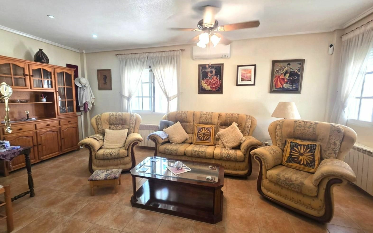 3-bedroom Villa In Torrevieja, Spain (98 M²)